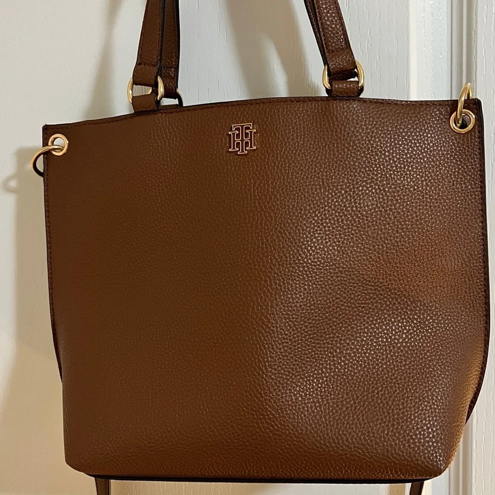 Tommy Hilfiger NWOT Cognac solid satchel bag - Picture 6 of 9